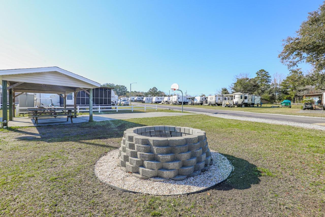 Model Home Near Camp Lejeune With Water View Sneads Ferry Exterior photo